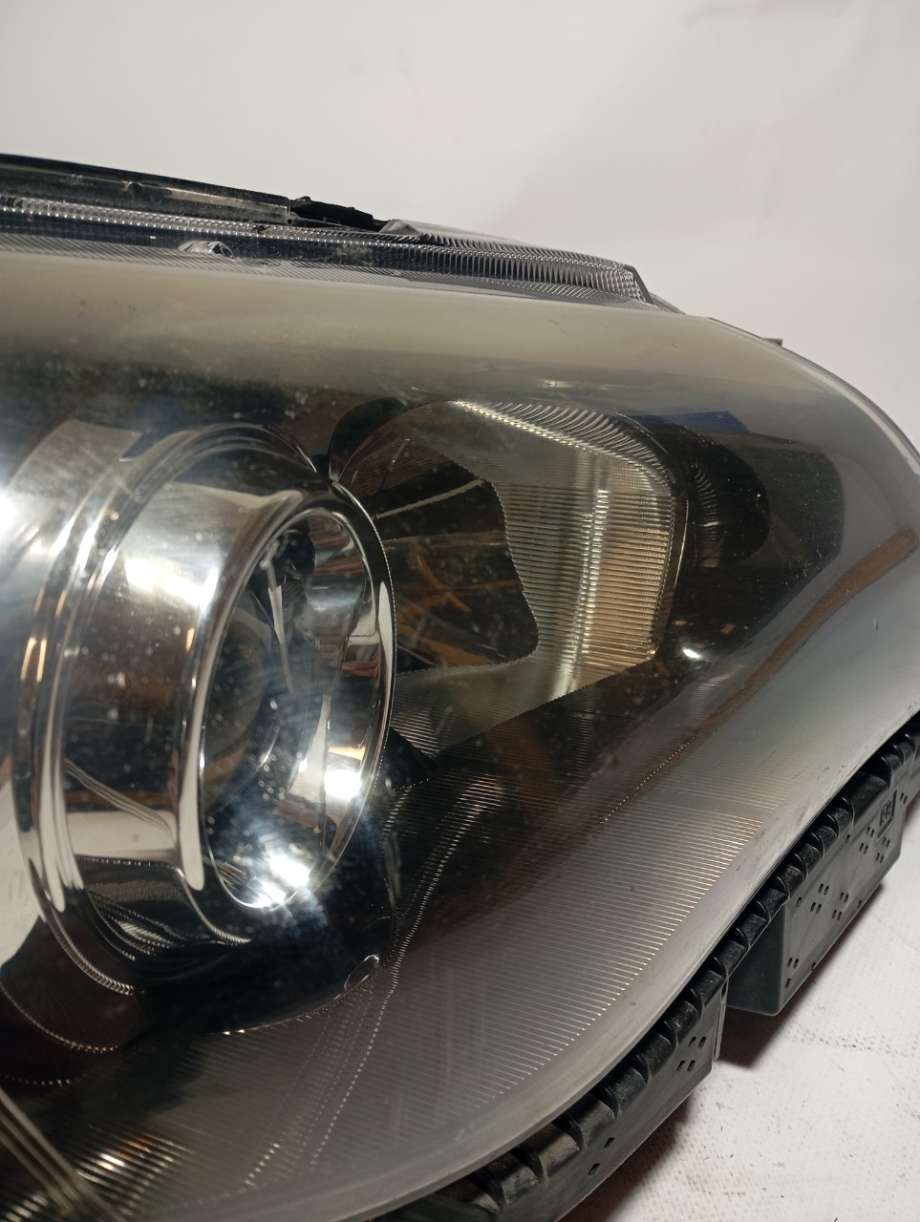 Frontlykt høyre xenon til Subaru Impreza 2008-2012 (Type III)  