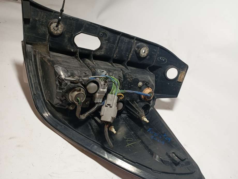 Baklykt venstre til Subaru Forester 2008-2013 (Type III)  (SUBARU|22020046|)