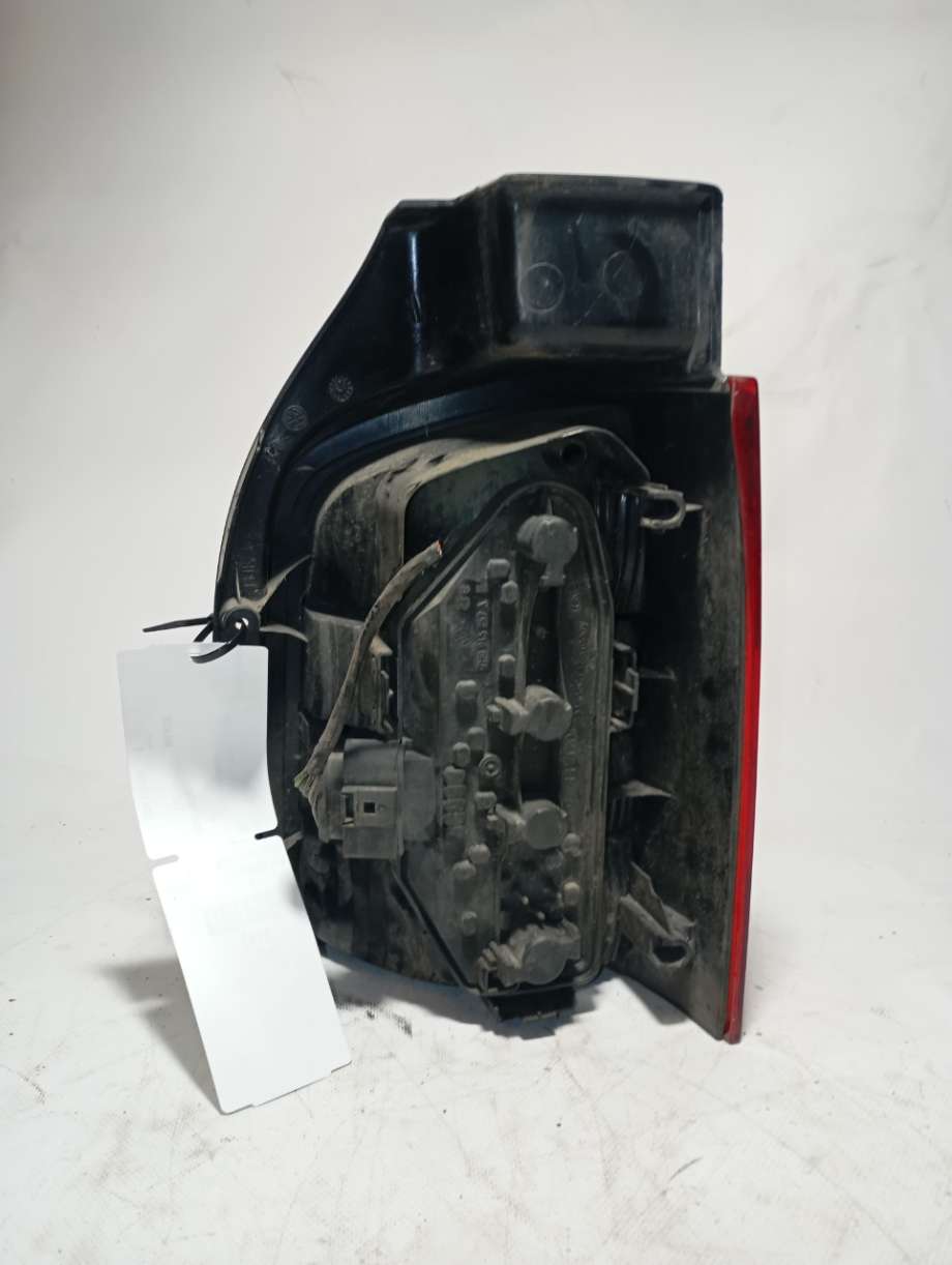 Baklykt venstre til VW Transporter / Caravelle 2003-2009 (Fase 1) (T5) (T5) (|7h0945095g)