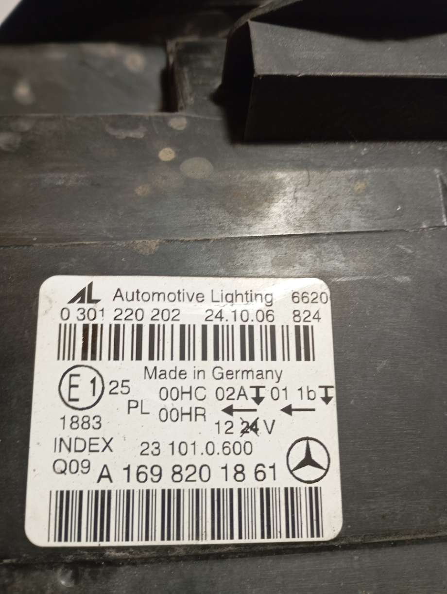 Frontlykt høyre halogen til Mercedes B-Klasse 2005-2008 (Fase 1) (W245) (W245) (|a1698201861)
