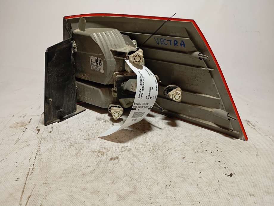 Baklykt venstre til Opel Vectra C 2005-2008 (Type II)  (|244169461)