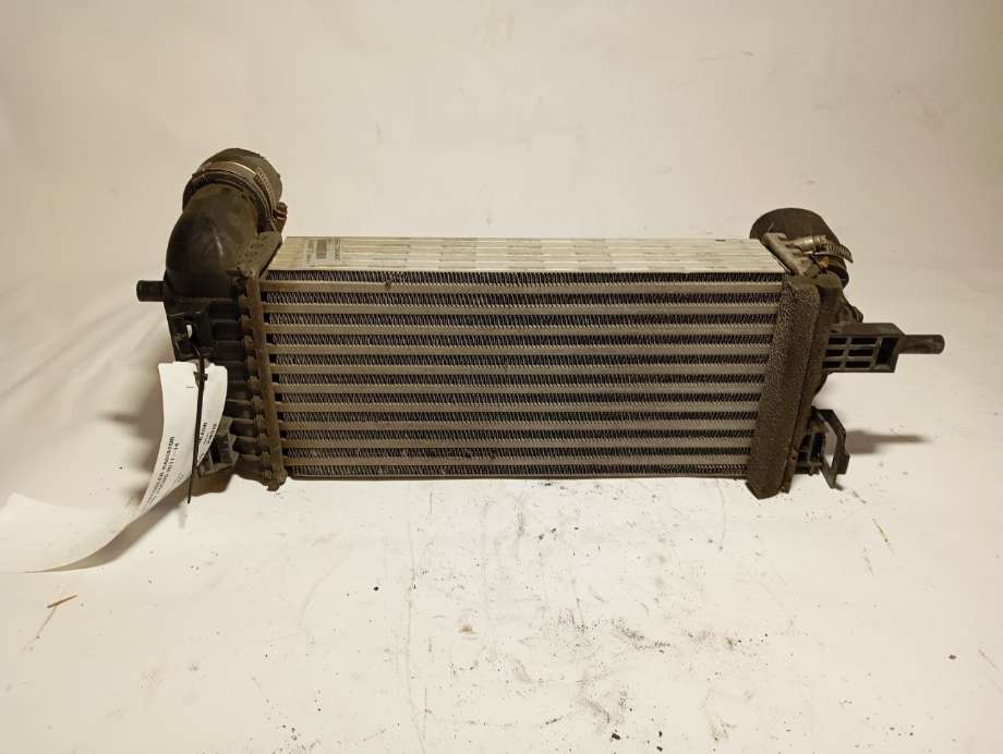 Intercooler til Ford Focus 2011-2014 (Type III, Fase 1) (FORD||cv619l440vc)