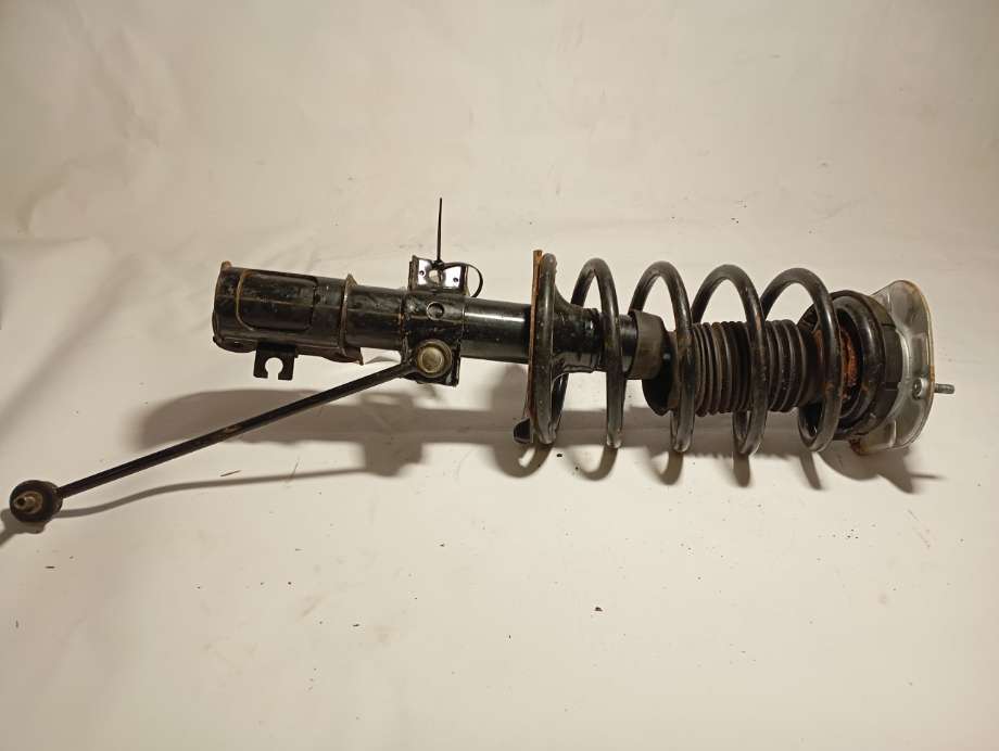 Diverse deler til Volvo V70 2000-2004 (Type II, Fase 1)  