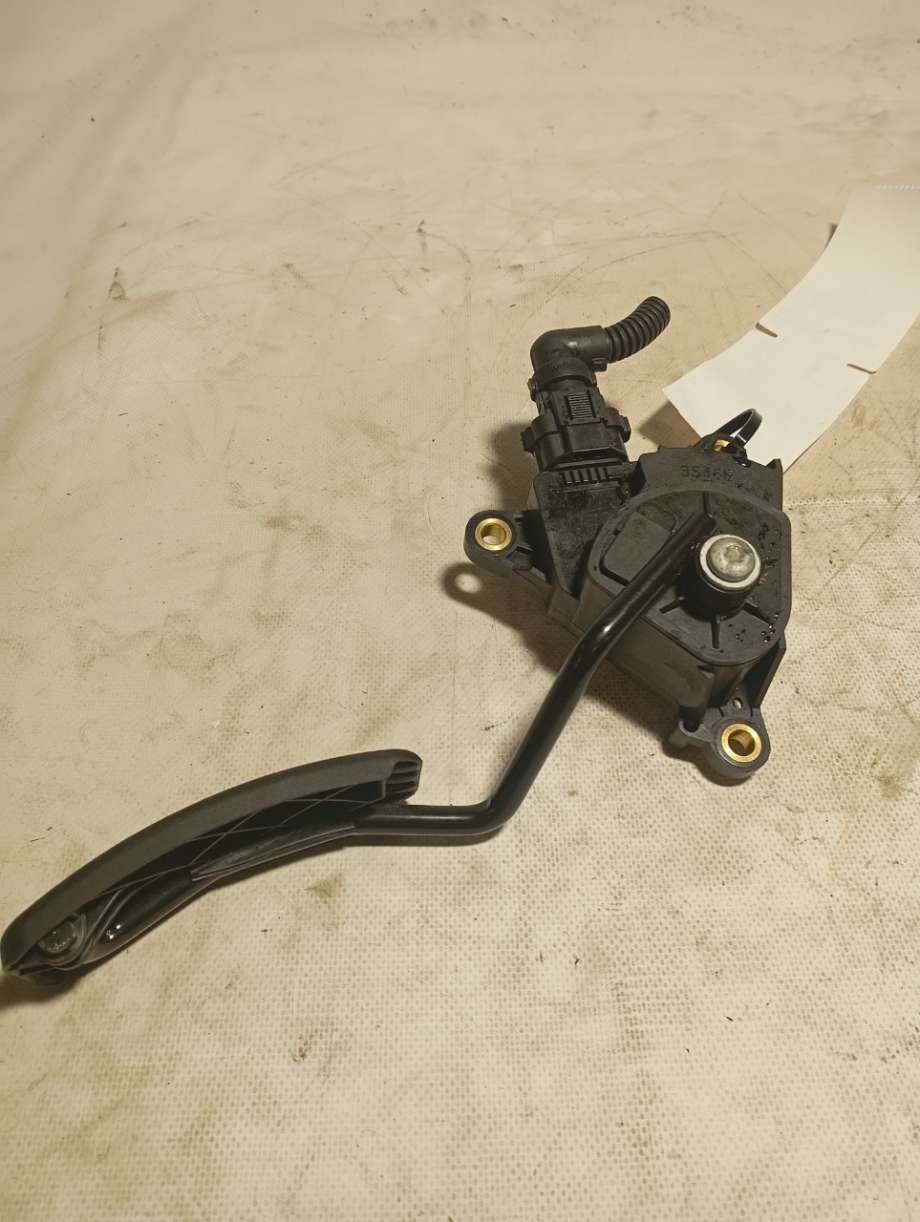 Pedal gass til Mercedes Citan 2012-2021 (W415) (W415) (|8200436878)