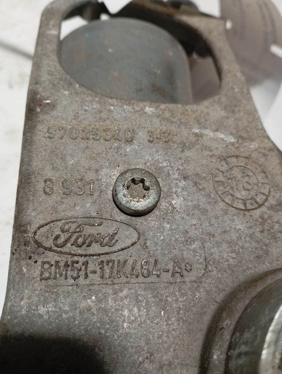 Viskermotor frontrute til Ford Focus 2011-2014 (Type III, Fase 1)  (|bm5117k484a)