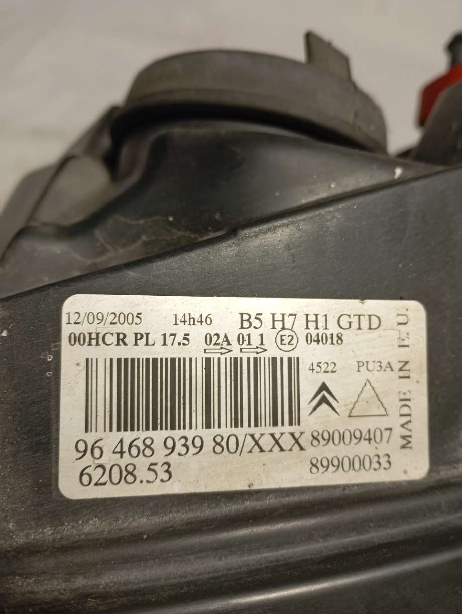 Frontlykt venstre halogen til Citroën C4 2004-2011 (Type I)  (|9646893980)