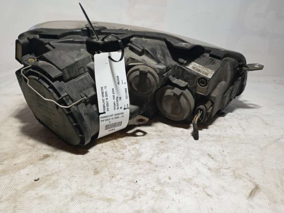 Frontlykt venstre halogen til VW Golf VI 2008-2012 (|5k1941005p)