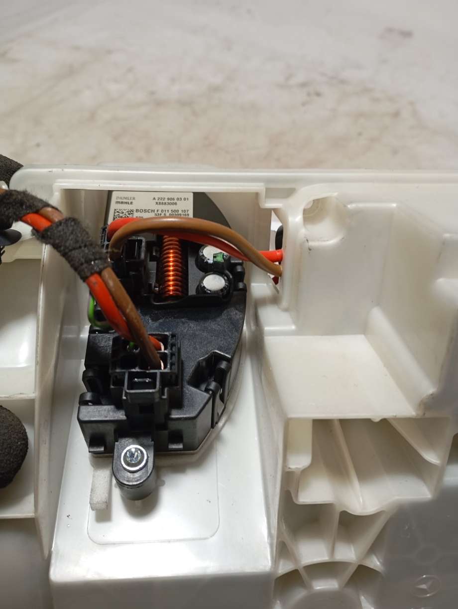Varmeapparat motor til Mercedes S-Klasse 2013-2020 (W222) (W222) (|a2228202214|a2229060301)