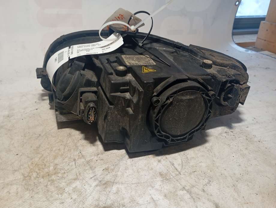 Frontlykt høyre xenon til Audi A4 2004-2008 (Type III) (B7) (B7) (|8e0941004bm)