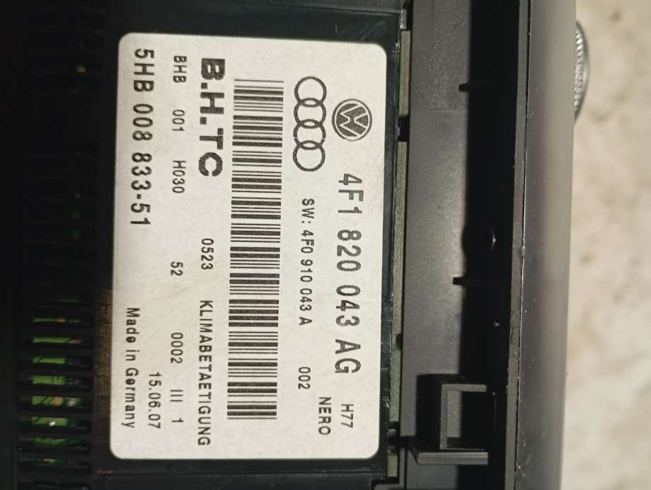 Varmeapparat betjening til Audi A6 2005-2008 (Type III, Fase 1) (C6) (C6) (|4f1820043ag)