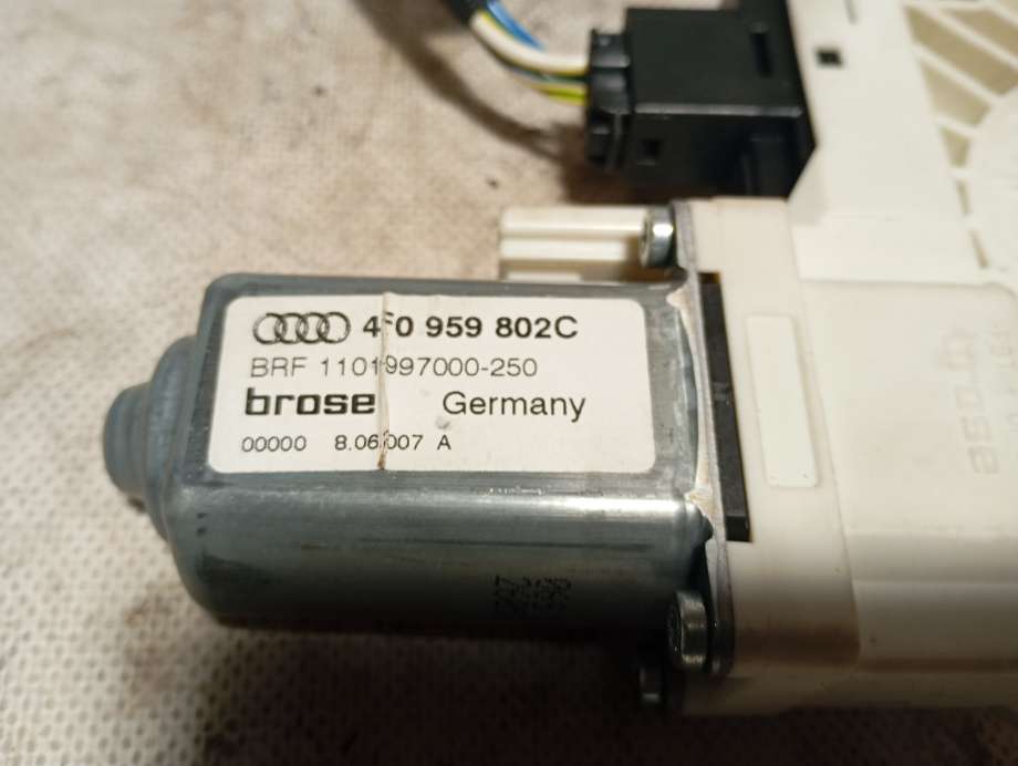 Ruteheis til Audi A6 2005-2008 (Type III, Fase 1) (C6) (C6) (|4f0959802c)