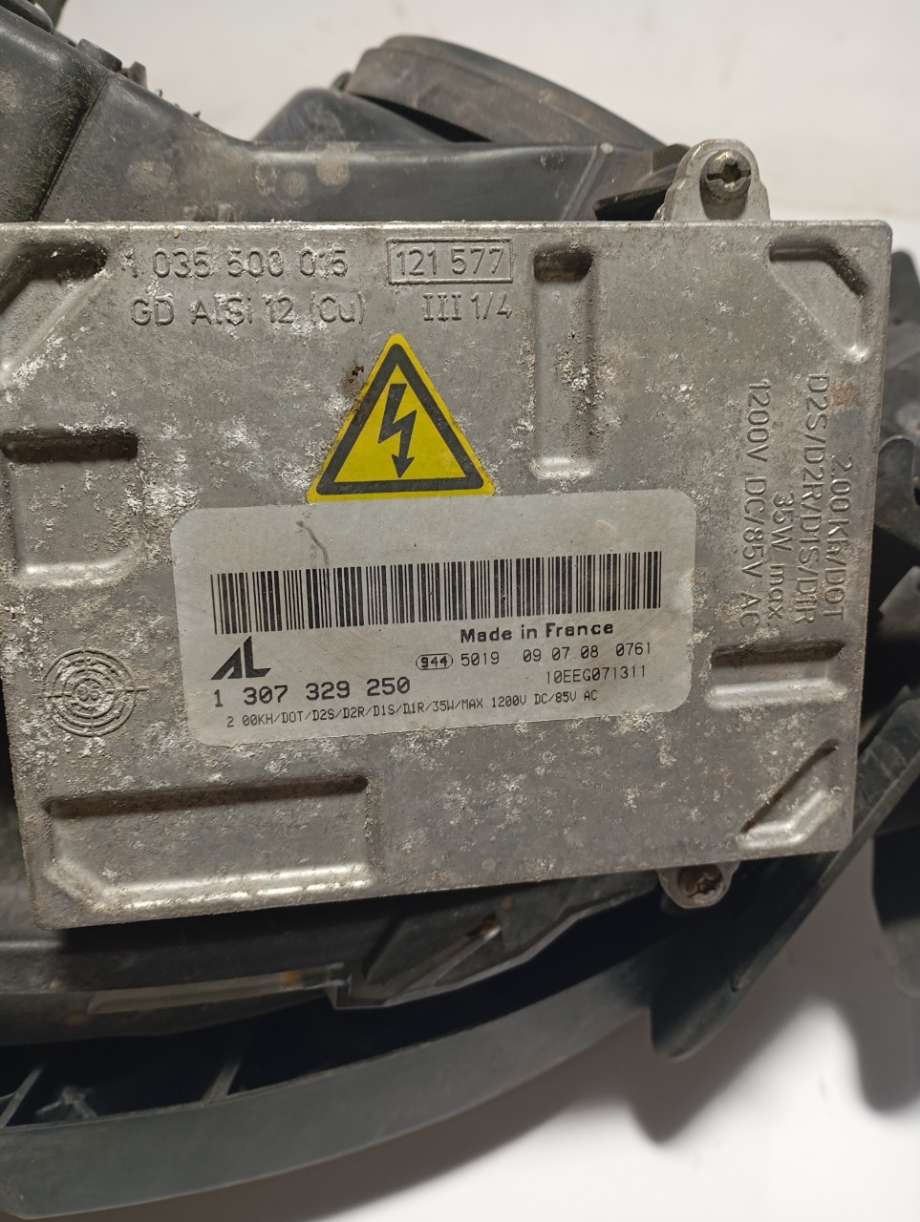 Frontlykt høyre xenon til Fiat Croma 2006-->>  (FIAT||51824214)