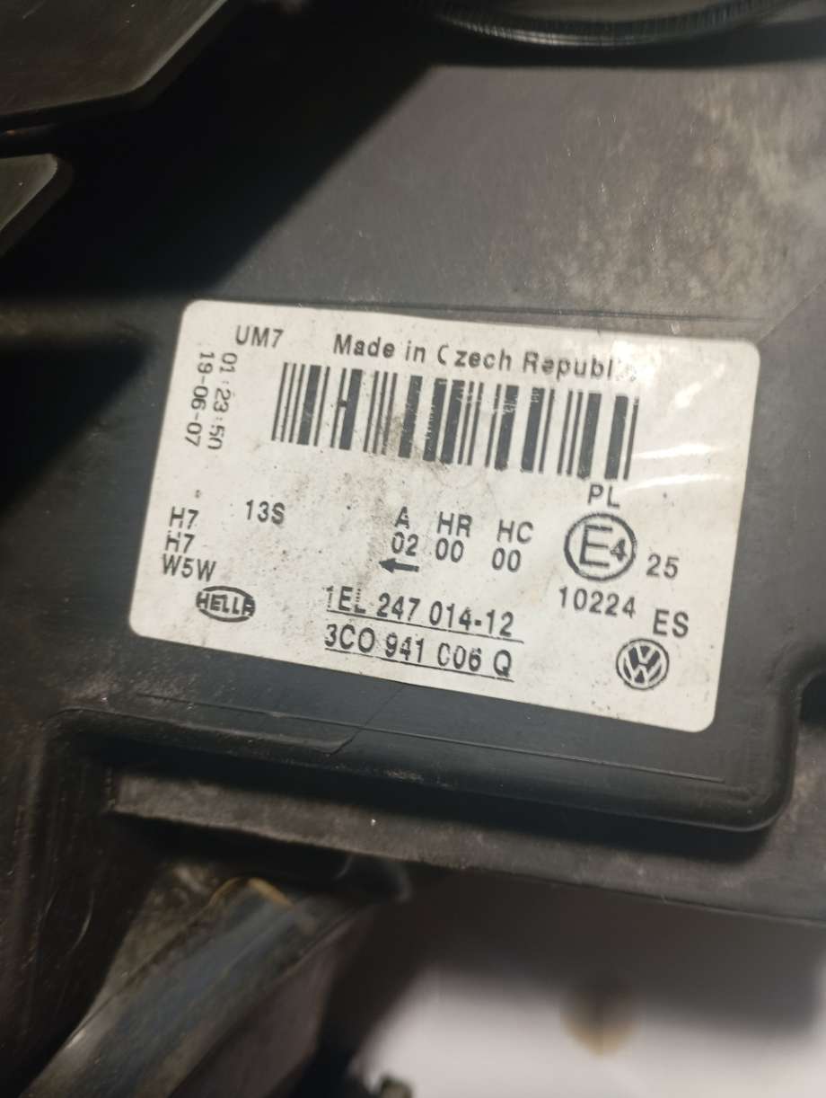 Frontlykt høyre halogen til VW Passat 2005-2010 (B6) (B6) (|3c0941006q)