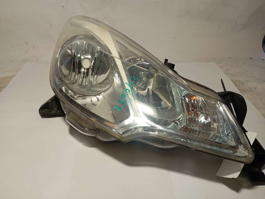 Frontlykt høyre halogen til Citroën C3, 2010-2016 (Type II)  (CITROEN|)