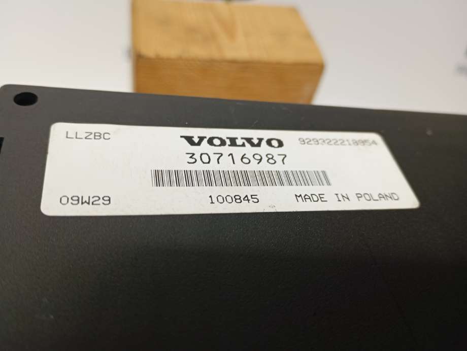 Styreenhet hengerfeste til Volvo V70 2007-2013 (Type III, Fase 1)  (|30716987)