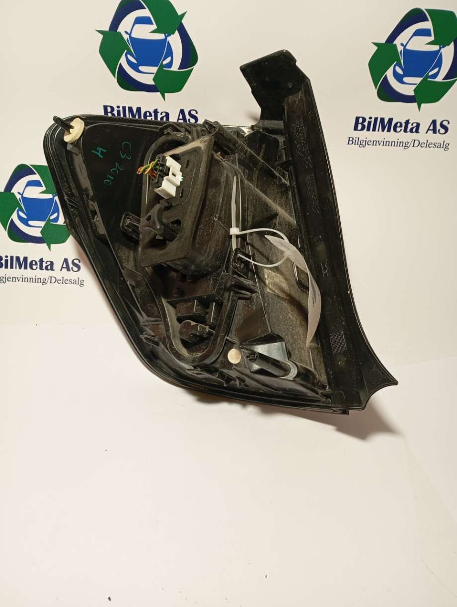 Baklykt høyre til Citroën C3 2010-2016 (Type II)  (|9673805280)