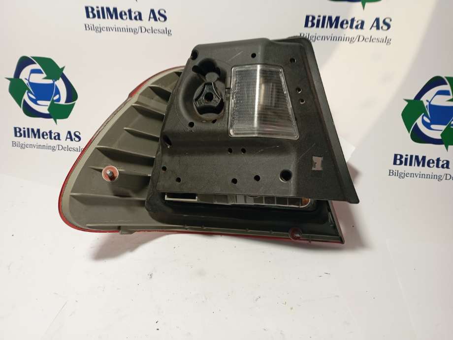 Baklykt høyre til BMW 3-Serie 1998-2005 (E46) (E46) (|694653601)