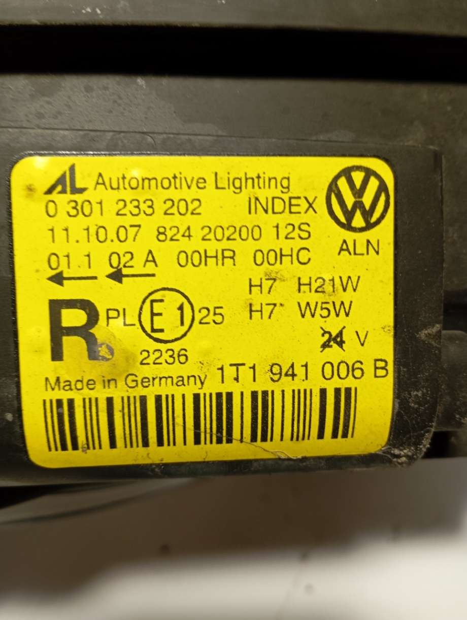 Frontlykt høyre halogen til VW Touran 2003-2006 (Type I, Fase 1)  (|1t1941006b)