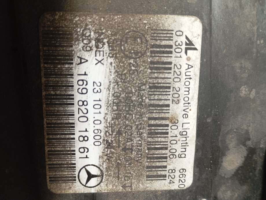 Frontlykt høyre halogen til Mercedes B-Klasse 2005-2008 (Fase 1) (W245) (W245) (|a1698201861)