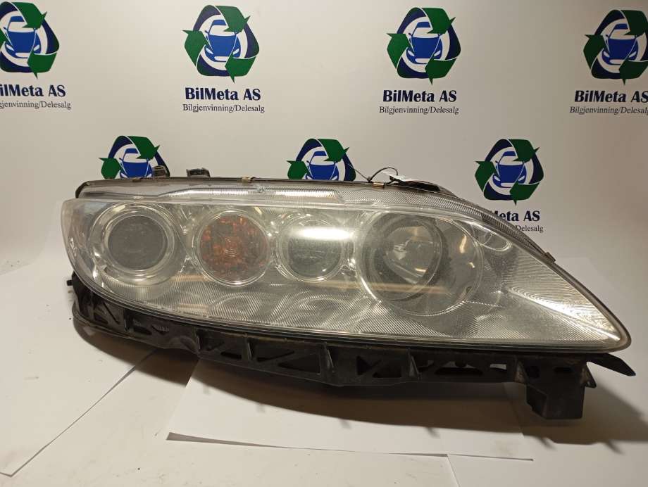 Frontlykt høyre halogen til Mazda 6 2002-2008 (Type I)