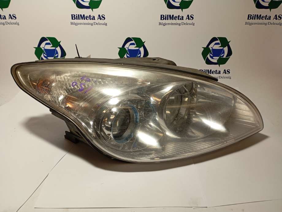 Frontlykt høyre halogen til Mazda 6 2002-2008 (Type I) (|921022lxxx)