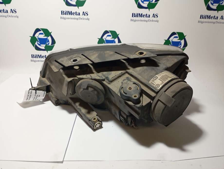 Frontlykt høyre halogen til VW Passat 2005-2010 (B6) (B6) (|3c0941006s)