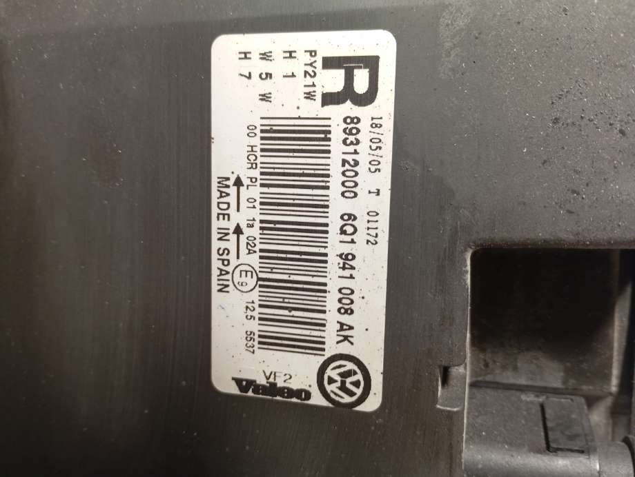 Frontlykt høyre halogen til VW Polo 2005-2009 (Type IV, Fase 2)  (|6q1941008ak)