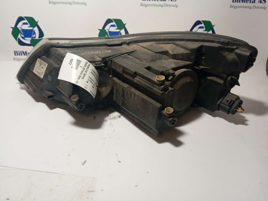 Frontlykt høyre halogen til Škoda Octavia 2005-2008 (Type II, Fase 1) (|1z1941016f)
