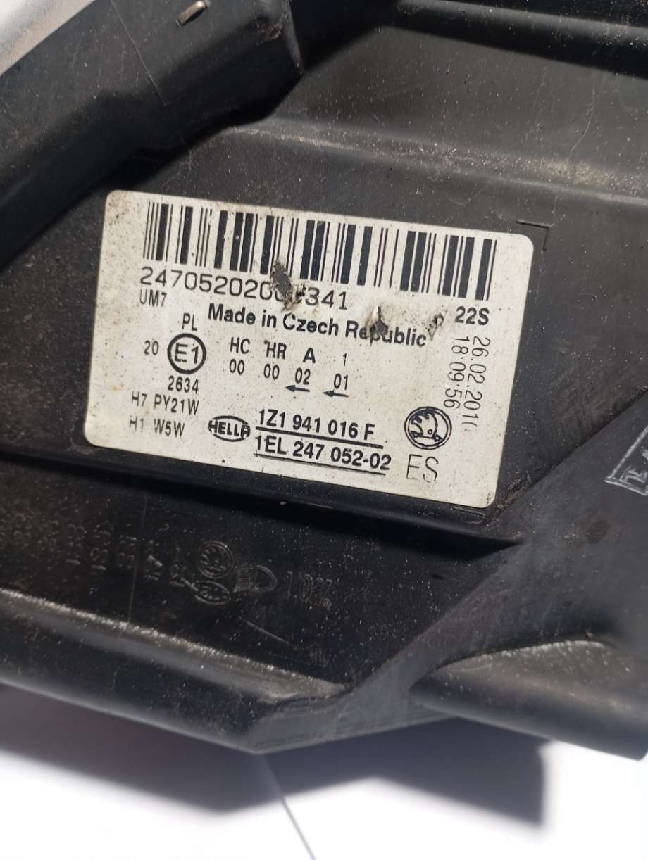 Frontlykt høyre halogen til Škoda Octavia 2005-2008 (Type II, Fase 1) (|1z1941016f)