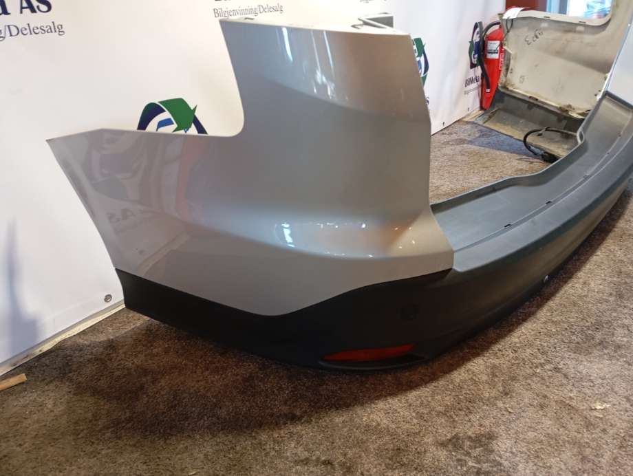 Støtfanger bak til Ford Focus 2011-2014 (Type III, Fase 1)  