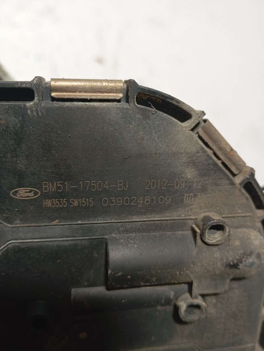 Viskermotor frontrute til Ford Focus 2011-2014 (Type III, Fase 1)  (|bm5117k484b|bm5117504bj)