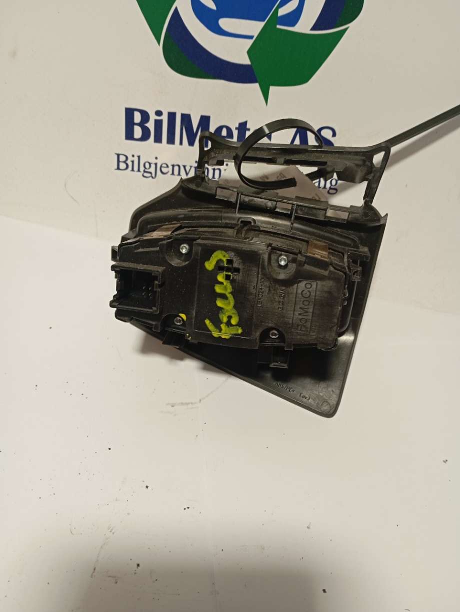 Bryter lys til Ford Focus 2011-2014 (Type III, Fase 1)  (|bm5t13a024ed)