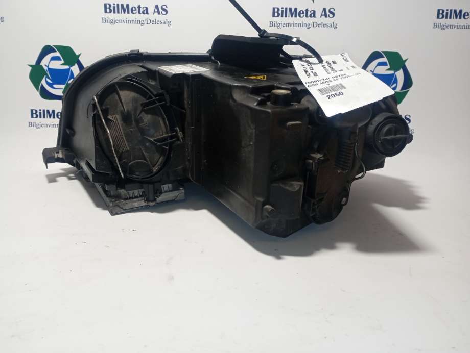 Frontlykt høyre xenon til Audi A3 2003-2008 (Type II, Fase 1)  (|8p0941004r|0301231272)