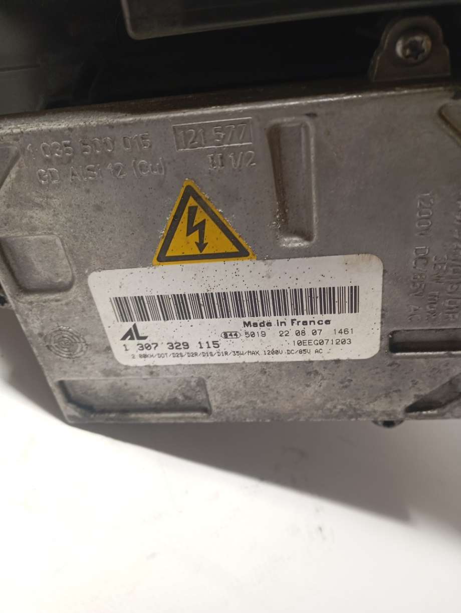 Frontlykt høyre xenon til Audi A3 2003-2008 (Type II, Fase 1)  (|8p0941004r|0301231272)