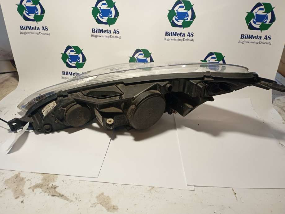 Frontlykt høyre xenon til Peugeot 407 2004-2010  (|0301213272)