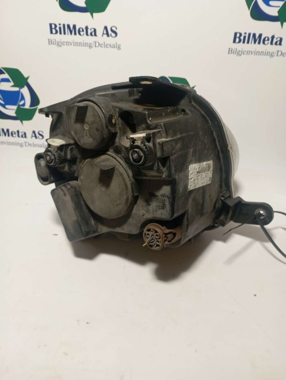 Frontlykt venstre halogen til Fiat 500 2008-2020  