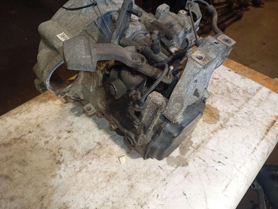 Girkasse manuell til VW Caddy 2010-2015 (Type III, Fase 2)  (|MLS151211)