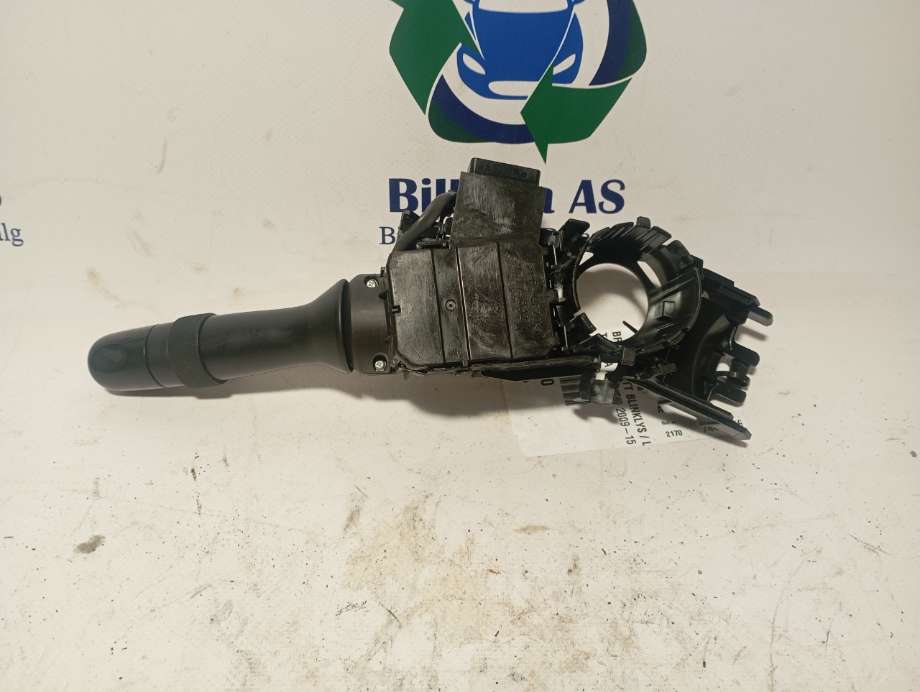 Bryter blink til Toyota Avensis 2009-2015 (Type III, Fase 1)  (|17f373)