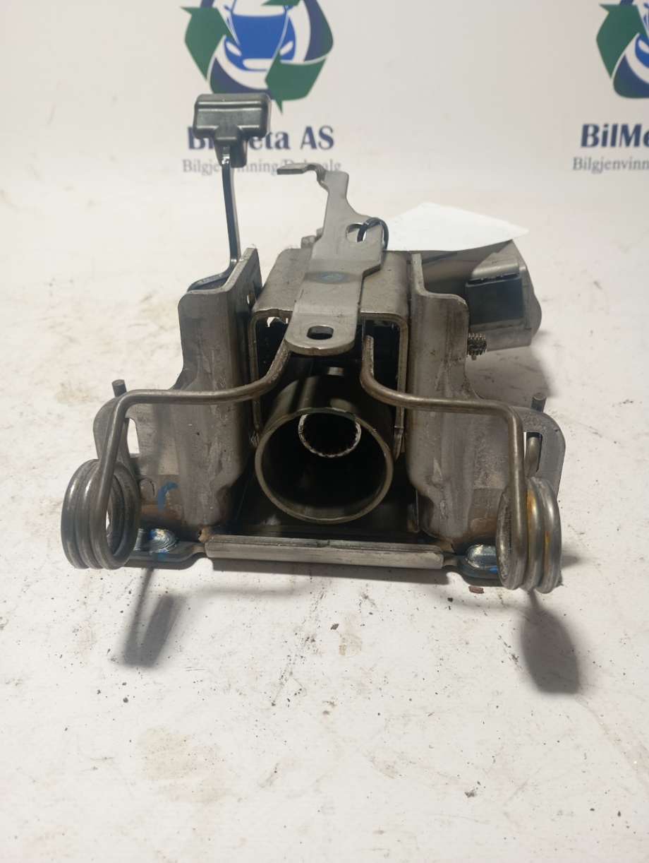 Rattaksel til Toyota Avensis 2009-2015 (Type III, Fase 1)  (|r04118)