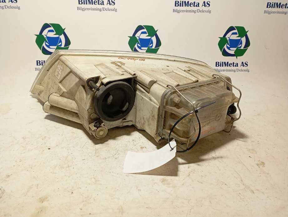 Frontlykt høyre xenon til Škoda Octavia 2005-2008 (Type II, Fase 1)  (|1Z1 941 018 N)