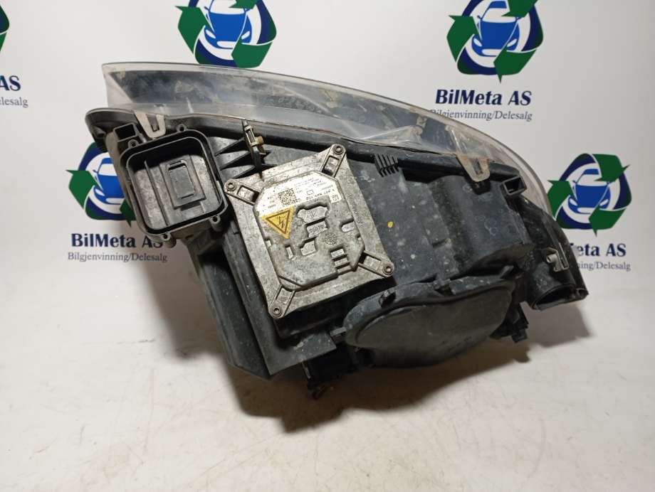 Frontlykt venstre halogen til BMW 3-Serie 2005-2011 (E90/E91/E92/E93) (E90/E91/E92/E93) (|0301230271)