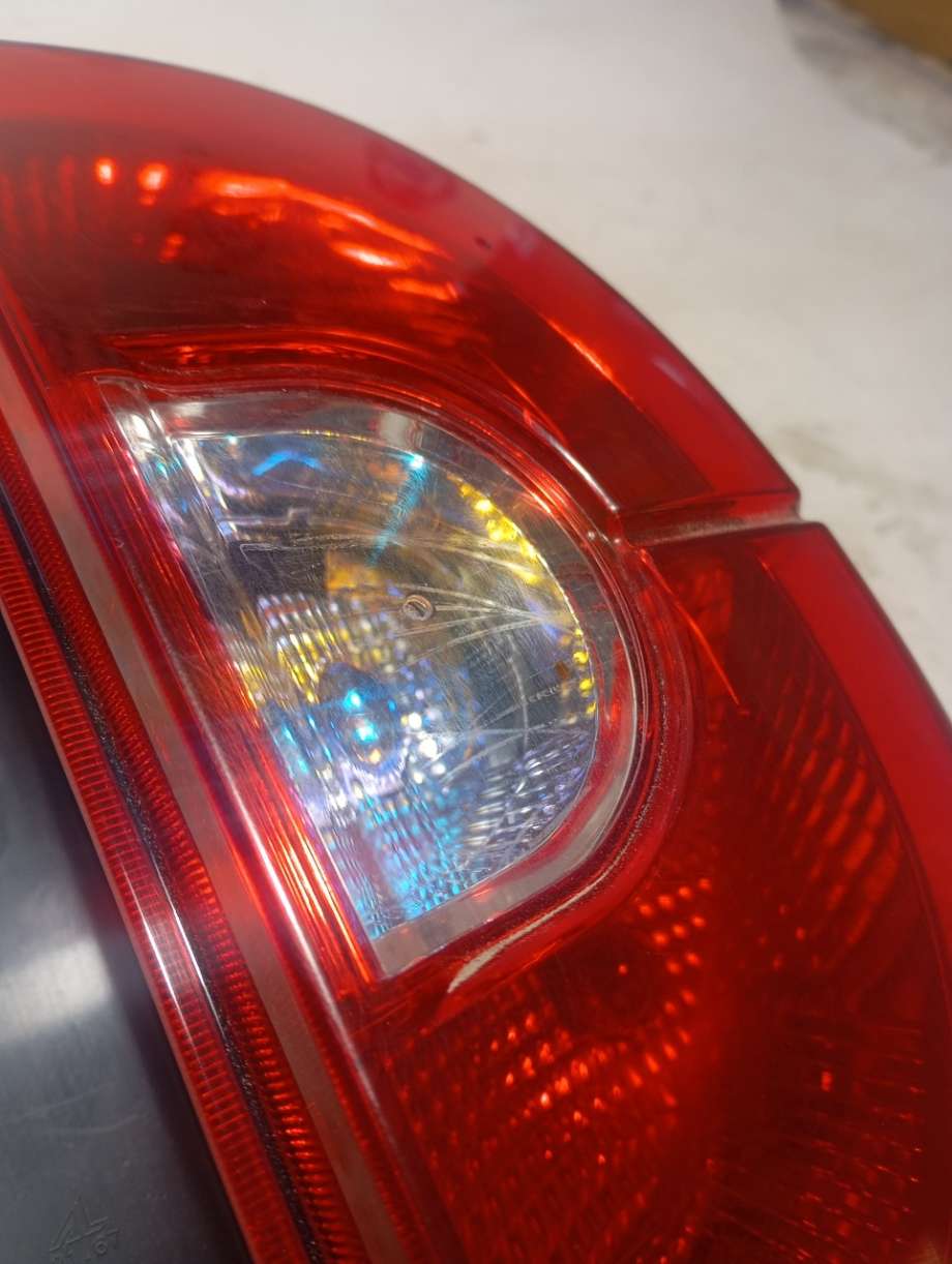 Baklykt høyre til Mitsubishi Colt 2009-2013 (Type VII, Fase 2)  (|8330A480)