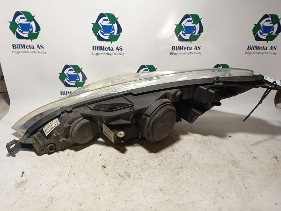 Frontlykt høyre xenon til Peugeot 407 2004-2010 (|0301213272)
