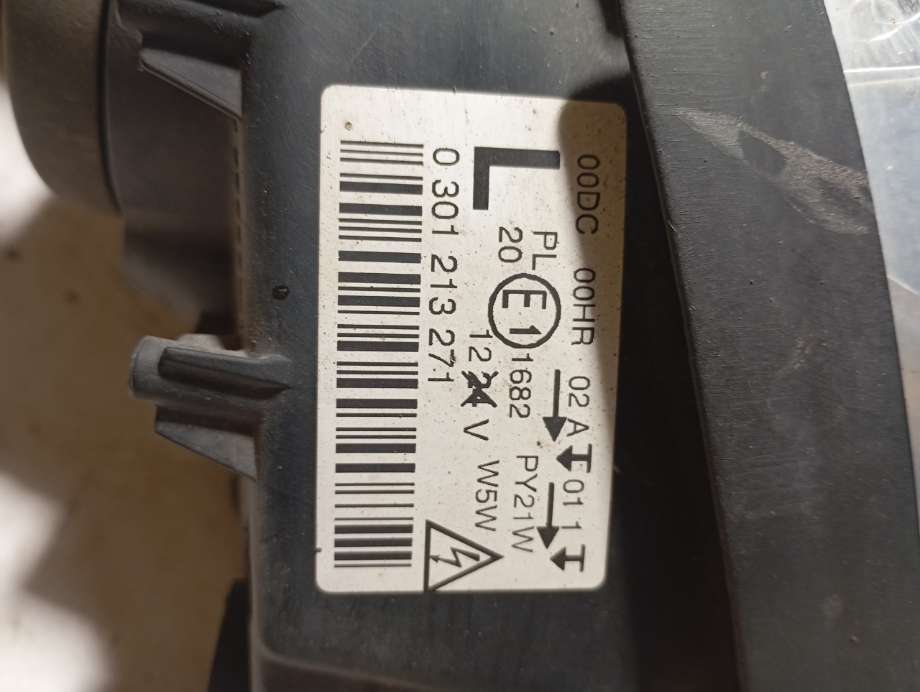 Frontlykt venstre xenon til Peugeot 407 2004-2010  (|0301213271)