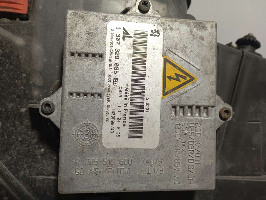 Frontlykt venstre xenon til Peugeot 407 2004-2010  (|0301213271)