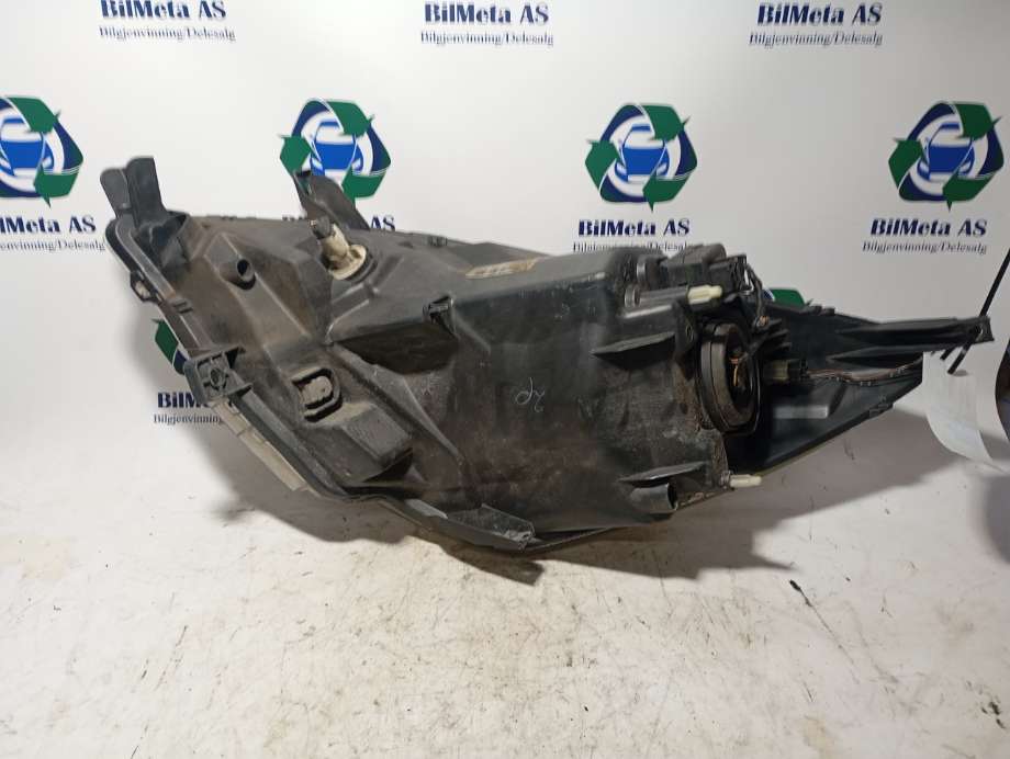 Frontlykt høyre halogen til Nissan Note 2006-2013 (Type I)  (|26010bh10a)