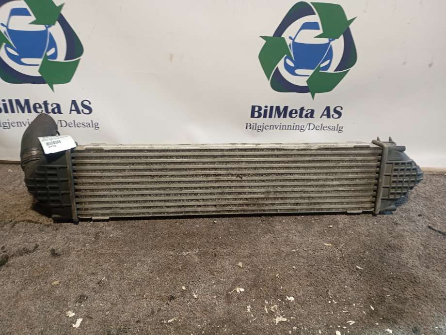 Intercooler til Volvo V70 2007-2013 (Type III, Fase 1)  (|992442j)