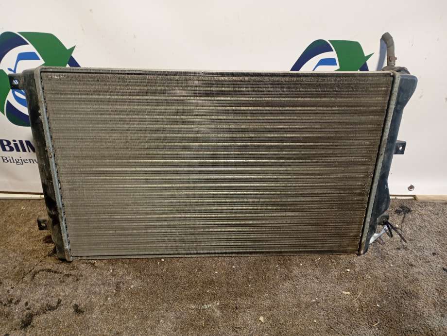 Radiator (manuell gir) til Škoda Octavia 2005-2008 (Type II, Fase 1)  (|1k0121253bb)
