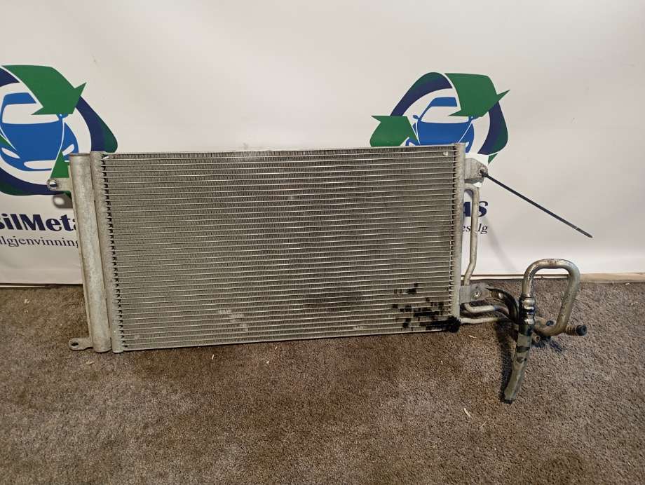 Aircondition radiator til Škoda Fabia 2007-2010 (Type II, Fase 1)  (|6r0820411h)