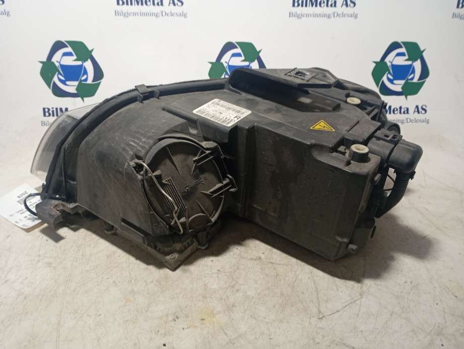 Frontlykt høyre xenon til Audi A3 2003-2008 (Type II, Fase 1)  (|8p0941004r|0301231272)